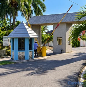 Solar para construcción residencial - Urbanización Paraiso del Caribe