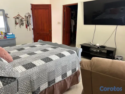 casas - vendo casa residencial Santo Domingo próximo a Isabela Aguilar tres habitaciones 13