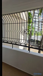 OPORTUNIDAD EN ENRIQUILLO EXCELENTE RESIDENCIAL 2H+S EN EXCELENTE UBICACIÓN