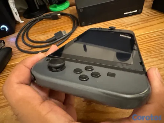 consolas y videojuegos - Nintendo Switch (V2) Todos accesorios y 2 juegos.  7