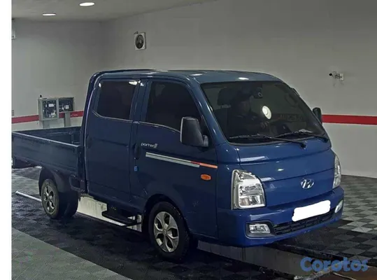 camiones y vehiculos pesados - Hyundai Porter II VGT 2022 Double Cap 2,5 2
