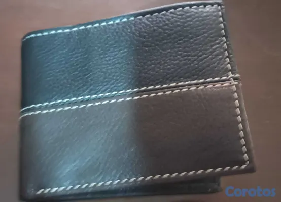 carteras y maletas - Billetera Rivet & Burr en RD$700 nueva 5