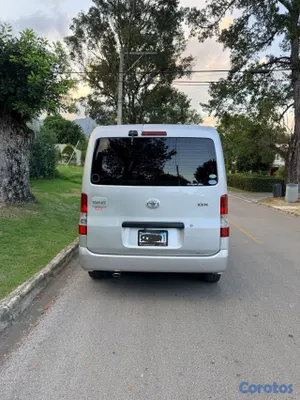 jeepetas y camionetas - Toyota town ace 2015 3