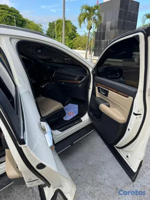 jeepetas y camionetas - Honda crv touring 2017 4