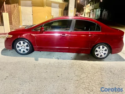 honda civic 2010 LX rojo vino 