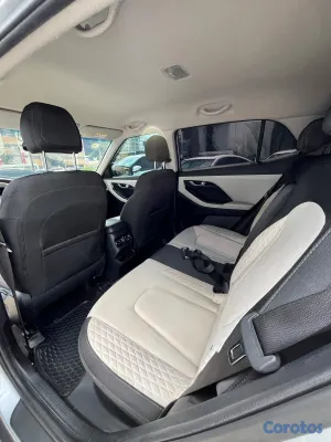 jeepetas y camionetas - Hyundai Cantus Semi FULL 2022 5