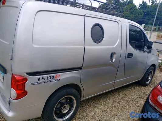 otros vehiculos - Nissan nv 200 2013 2