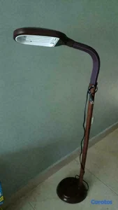 Lámpara De Pie Con Luz Diurna Natural - Tall Reading Task LED.  