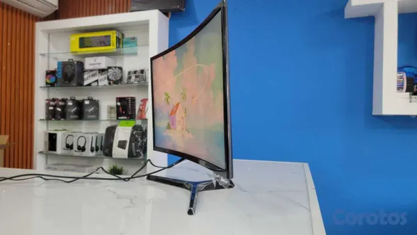 computadoras y laptops - MONITOR SAMSUNG 27" ESSENTIAL S3 (S36GD) GAMING CU 4