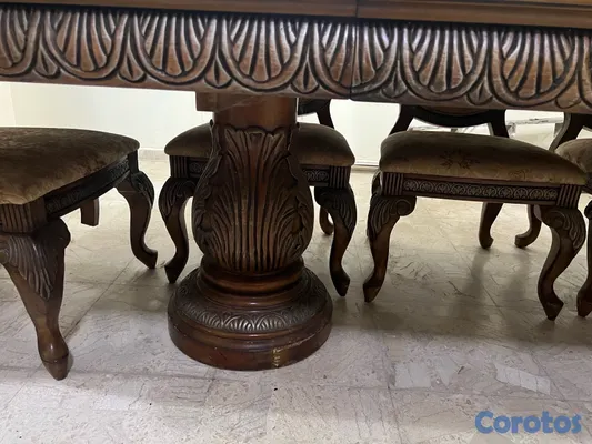 muebles y colchones - Comedor de madera importada con 8 sillas – RD$55,000 10
