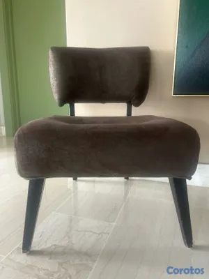 muebles y colchones - Butacas de tela marrón con patas de madera 
 3