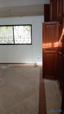 casas - Casa de Dos niveles con título, sin intermediario. 4
