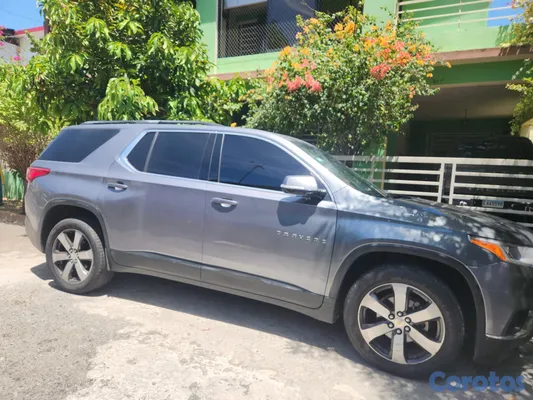 jeepetas y camionetas - Muy buenas condiciones  no importada comprada en l 4