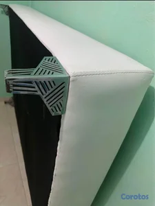 Base de cama en leder lanza de 54