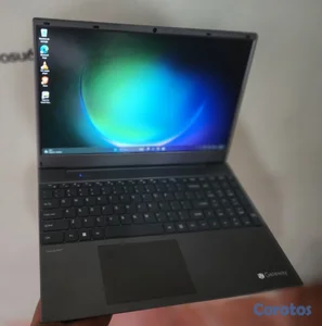 Laptop Gateway AMD Ryzen 7 - ¡Potencia y Gráficos Vega 10!