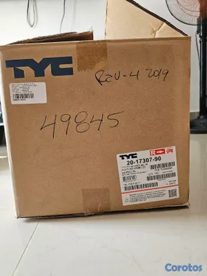 repuestos - Pantalla Derecha Toyota RAV4 LED (2019-2021) TYC Certificada CAPA 3