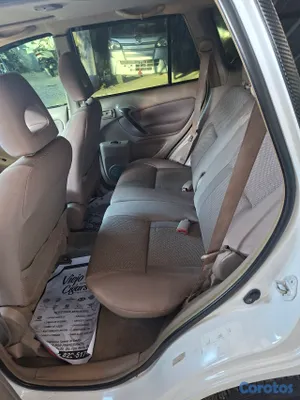 jeepetas y camionetas - vendo toyota rav4 2004  16