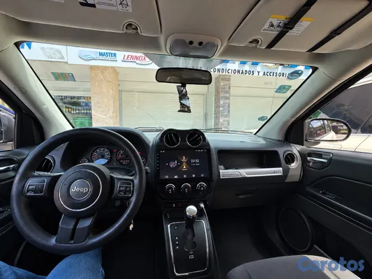 jeepetas y camionetas - Jeep Compass 2014 (Toyota, honda, Nissan) 4