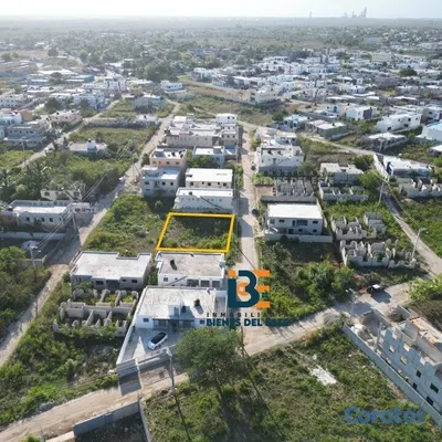 solares y terrenos - Se vende Terreno de (600) metros en Villa Visan, S 3