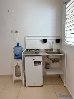 habitaciones y viviendas compartidas - Habitacion Independiente Urb. Fernandez 3