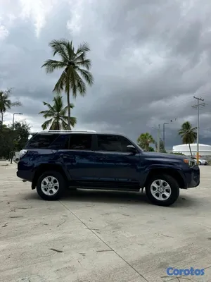 jeepetas y camionetas - Toyota 4runner sr5 2024 3
