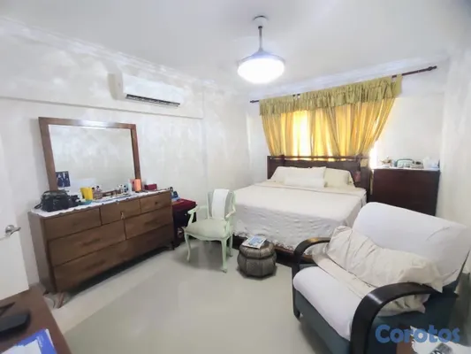 apartamentos - vendo Evaristo Morales tercer nivel tres habitaciones con su baño dos parqueos  7