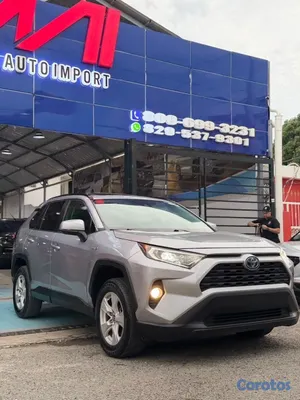 jeepetas y camionetas - Toyota RAV4 2021 XLE Hybrid  2
