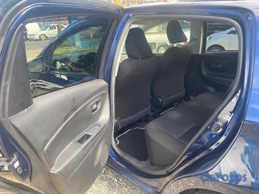carros - Toyota, Vitz, Año:2020 7