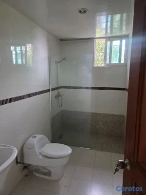 apartamentos - Apartamento en Venta en Urbanización Fernández –  2do nivel 3 hab 2 parqueos  8