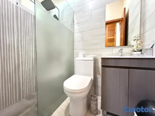 casas - Casa en venta en los Restauradores 5
