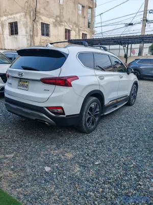 jeepetas y camionetas - Hyundai Santa Fe Limited 2020  4