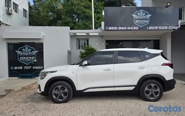 jeepetas y camionetas - KIA SELTOS 2022 BLANCO DIESEL 15