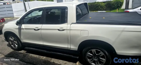 jeepetas y camionetas - Vendo Honda Ridgelina 2017. 10
