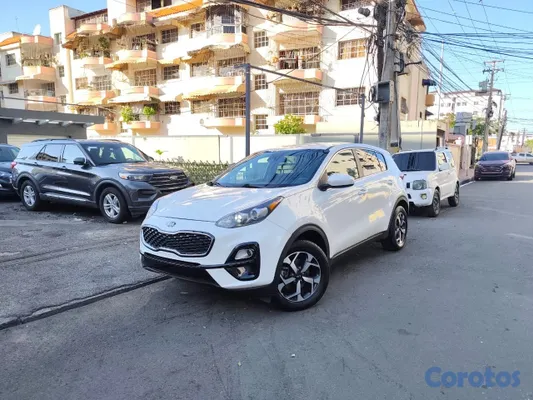 jeepetas y camionetas - KIA SPORTAGE LX AWD FINANACIAMIENTO DISPONIBLE  8