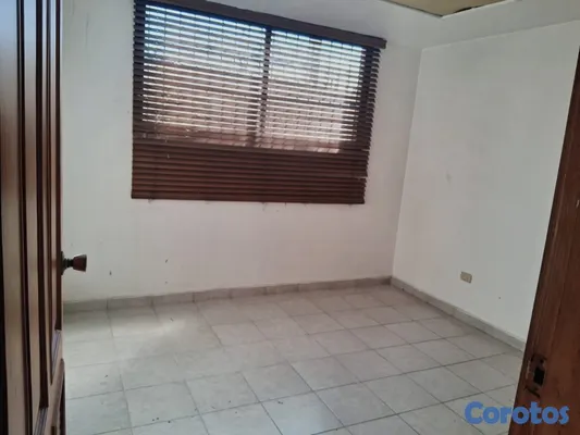 apartamentos - primer piso en independencia Isela para oficina  3