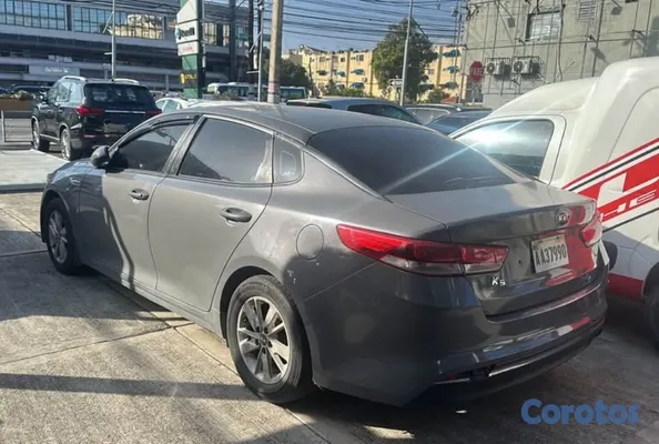 carros - SE VENDE KIA K5 2016 | Naranja pintado gris 3