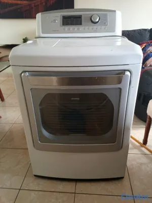 otros electronicos - secadora en buenas condiciones no me cabe en el apt por eso la estoy vendiendo  6
