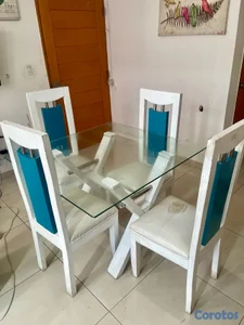 comedor de 4 sillas, mesa de cristal 