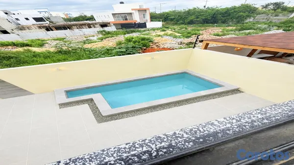 casas - Venta de casa con piscina en la autopista de san isidro prado oriental 3