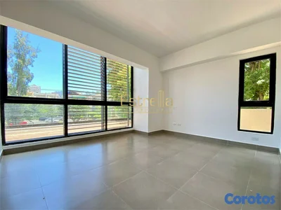 Apartamento en venta o alquiler de 3 habitaciones (173mts2) en Bella Vista   