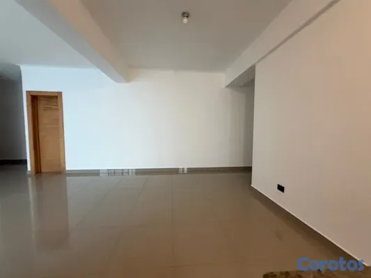 apartamentos - alquiló avenida independencia klm 9 piso 2 consta de dos habitaciones 2.5 baños 4