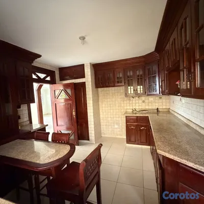 casas - Vendo hermosa casa de dos niveles en San Geronimo, Distrito Nacional. 11