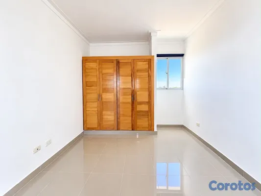 apartamentos - alquiló avenida independencia klm 7 y medio piso 5 dos habitaciones 2.5 baños pa 6