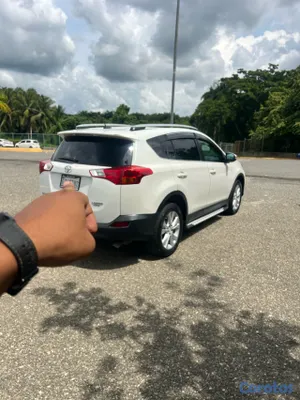 jeepetas y camionetas - Toyota RA4 2014 limited 4*4 4