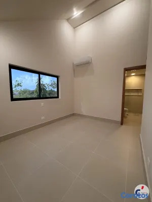 casas - En Alquiler Espaciosa Villa de 4 Habitaciones más  8