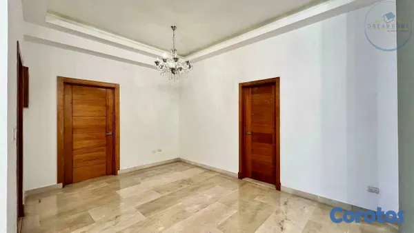 apartamentos - Apartamento en venta en Naco un 2do Piso con Terraza 10