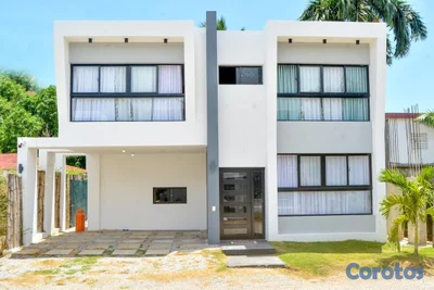 ⭐ Villa en Alquiler en Las Terrenas | 3 Habitaciones con Piscina
