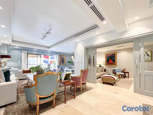 apartamentos - Apartamento en Alquiler ubicado en un piso alto en 3