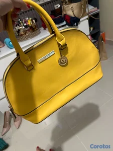 Cartera Ann Klein