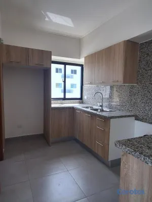 apartamentos - Apartamento en alquiler ubicado en Evaristo Morales. 4